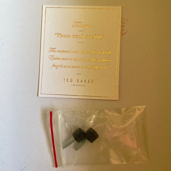 Gorgeous Brand New Ted Baker Liosa Strappy Jewelled Black Heels Shoes - Picture 16 of 16